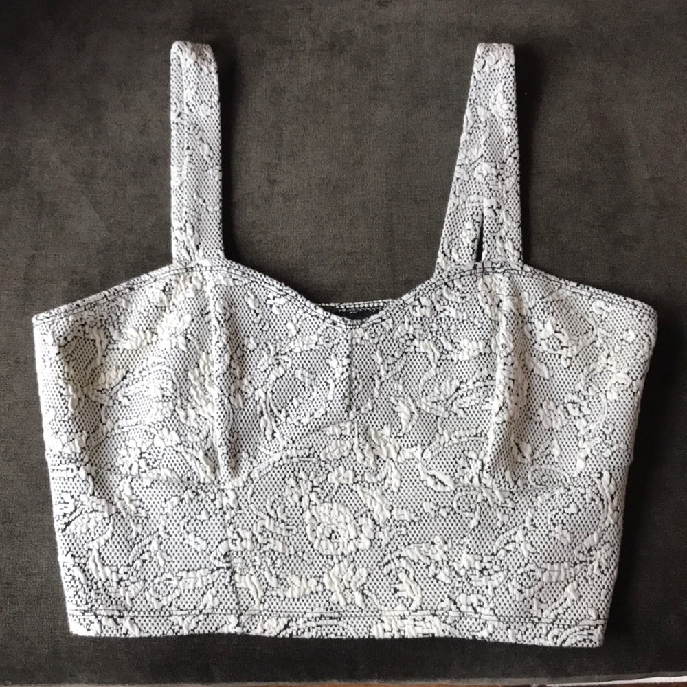 Grey/White floral crop top